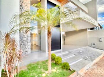 Casa de 3 quartos, Águas Claras · Casa com 3 quartos e 300 m² à venda em Arniqueiras
