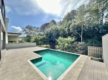 Casa de 5 quartos, Jandira · Granja Viana, Reserva Santa Maria - Casa Nova, KM, 5 suítes, piscina, jacuzzi e área gourmet