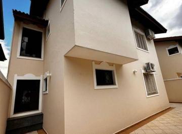Casa · 220m² · 3 Quartos · 2 Vagas · Casa Alto Padrão com 3 Suítes para Locação Condomínio Jardim Seriema