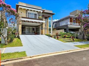 Casa · 270m² · 3 Quartos · 4 Vagas · Casa com 3 Quartos, Alphaville - Gravataí