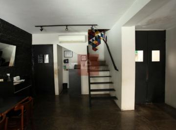 Casa · 153m² · Sobrado comercial a venda na Chácara Santo Antônio.
