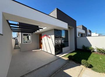 Casa · 73m² · 3 Quartos · 2 Vagas · Casa em  Rua Ravache - Centro - Barra Velha/SC