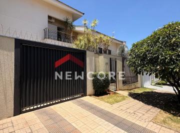 Casa · 450m² · 3 Quartos · 3 Vagas · Casa em  Avenida Dona Maria Gaspar Pedrosa Moleirinho - Jardim Novo Horizonte - Maringá/PR