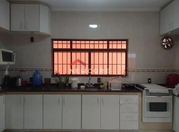 Casa · 177m² · 3 Quartos · 2 Vagas · Casa em  Rua dos Fioresis - Vila Jeriva - Várzea Paulista/SP