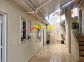 Casa · 4 Quartos · 3 Vagas · Casa em Rua Capitão José Paes de Almeida - Alto - Botucatu/SP