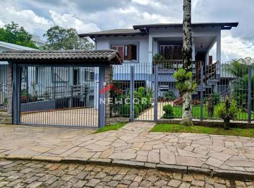 Casa · 230m² · 3 Quartos · 2 Vagas · Casa em Rua Arsie - Planalto - Caxias do Sul/RS