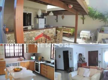 Casa · 228m² · 4 Quartos · 3 Vagas · Casa em Rua São Tiburcio - Jardim Villaça - São Roque/SP