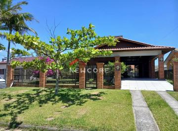 Casa · 250m² · 4 Quartos · 3 Vagas · Casa em Rua Miguel Francisco Pedro, Balneário Esplanada – Santa Catarina. - Centro - Jaguaruna/SC