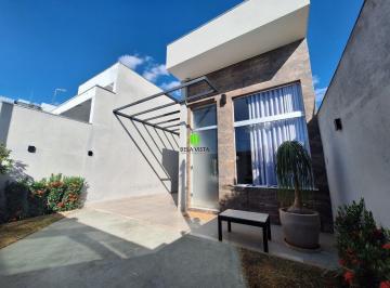 Casa · 120m² · 3 Quartos · 2 Vagas · Casa a Venda