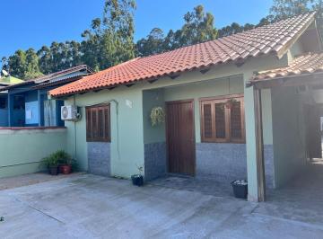 Casa · 300m² · 3 Quartos · 2 Vagas · Casa 3 dormitorios com amplo patio