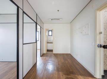 Comercial · 45m² · 3 Quartos · 1 Vaga · Sala comercial na Rua Traipu, N. 114 - sala 81 • 45 m²