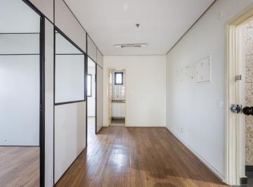 Comercial · 45m² · 3 Quartos · 1 Vaga · Sala comercial na Rua Traipu, N. 114 - sala 81 • 45 m²