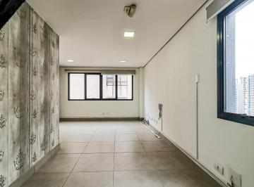 Comercial · 40m² · 2 Quartos · Sala comercial na Rua Tenente Gomes Ribeiro, N. 212 - Sala 72 • 40 m²