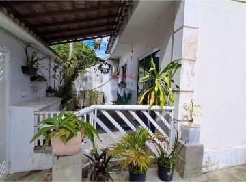 Casa · 109m² · 2 Quartos · 2 Vagas · Casa em terreno de esquina e condomínio fechado com segurança