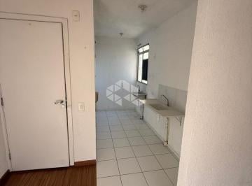 17 · Apartamento 2 quartos, reformado, piso laminado com ótima posição solar.