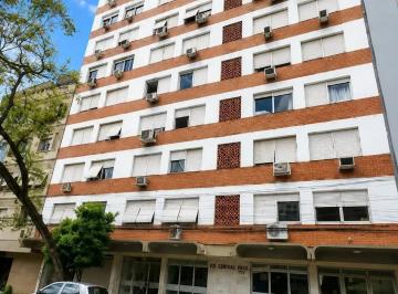 Apartamento · 32m² · 1 Quarto · KITNET CIDADE BAIXA