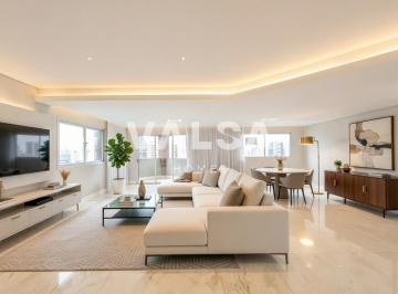 1 · Apartamento com 441 m², 4 quartos sendo 3 suítes à venda no bairro Água Verde.
