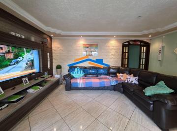 Casa · 230m² · 3 Quartos · 10 Vagas · Salão comercial / Residencial à venda/locação com 03 - OSASCO.