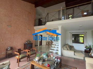 Casa · 380m² · 3 Quartos · 4 Vagas · Casa à venda com 380m² A.C 03 Suítes, 04 vagas. ADALGISA- OSASCO