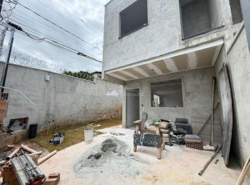 3515_iN5Y27t3V8P_3515697ba1b0c2dd4.jpg · Casa de esquina 2 quartos 2 suítes Jardim Leblon