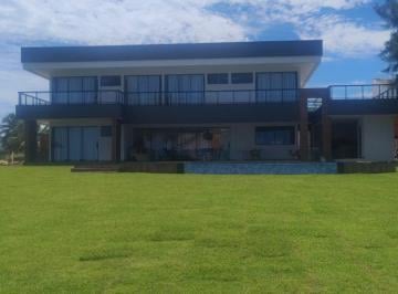 Casa de 6 quartos, Entre Rios · Casa Nova 6 suítes Beira mar Condomínio Águas de Sauípe