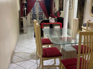 Apartamento de 2 quartos, Praia Grande · Apartamento na Vila Tupi – Praia Grande, 81 m², 70 m da praia.