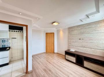 Apartamento de 2 quartos, Samambaia · Apto de 2 quartos, reformado, 48 m², 1 vaga, próx. ao metrô, QN 208, Res. Rio Verde.
