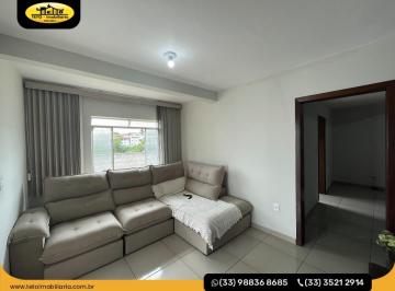 Casa · 3 Quartos · 2 Vagas · Excelente casa 100% plana à venda localizada no Centro