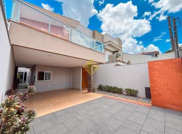 Casa · 245m² · 2 Quartos · 4 Vagas · Sobrado à venda, 2 quartos, 1 suíte, 4 vagas, Pioneiros Catarinenses - Cascavel/PR