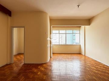 Apartamento · 89m² · 3 Quartos · Apartamento amplo e arejado no coração de Juiz de Fora