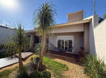 Casa · 200m² · 2 Quartos · 2 Vagas · CASA À VENDA NA REGIÃO DA VILA A - FOZ DO IGUAÇU/PR