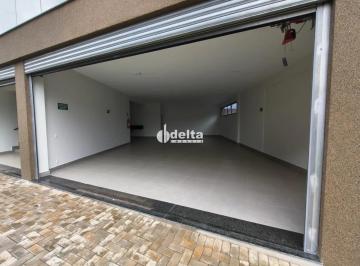 Comercial · 110m² · 6 Vagas · Loja térrea em prédio comercial, disponível para locação no bairro Tubalina em Uberlândia-MG