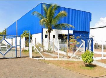 Comercial · 700m² · 4 Vagas · Galpão novo com 500m² disponível para locação no bairro Industrial em Uberlândia-MG