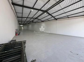 Comercial · 580m² · Galpão de 580 mts Avenida Paes de Barros para locação , 2 banheiros ,copa , pé direito 4,30 mts