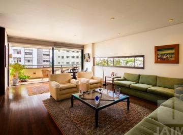 Apartamento · 235m² · 3 Quartos · 3 Vagas · Apartamento com 3 Dormitórios 3 Vagas em Higienópolis