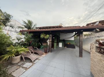 Casa · 110m² · 4 Quartos · 2 Vagas · Cala linear 4 quartos primeira quadra da Av Central em Itaipu/Niterói.