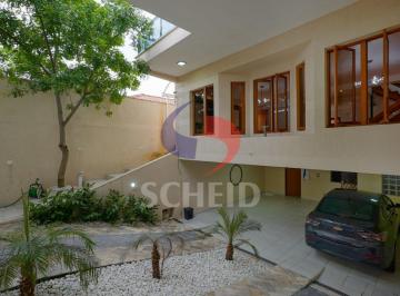 Casa · 305m² · 4 Quartos · 4 Vagas · Casa à Venda no Campo Belo - 305 m² - Dormitórios , sendo 2 suítes - 4 Vagas