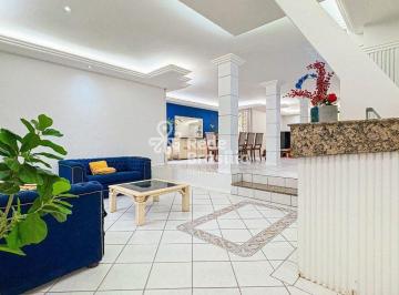 Casa · 521m² · 4 Quartos · 2 Vagas · Condomínio Vivendas Campestre, Casa/Sobrado à venda com 2 pavimentos, Grande Colorado, Sobradinho.
