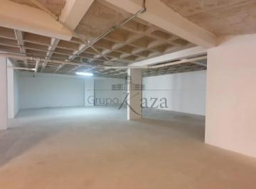 Comercial · 390m² · 1 Quarto · 5 Vagas · Loja Comercial - Campo Belo - 390m².
