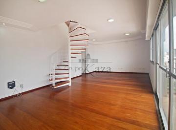 Apartamento · 269m² · 4 Quartos · 2 Vagas · Cobertura Duplex - Campo Belo - 4 Dormitórios - 269m².
