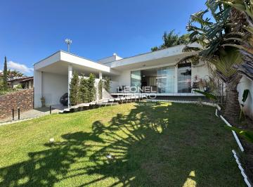 Casa · 204m² · 3 Quartos · 2 Vagas · Casa com 3 dormitórios (1 suíte) à venda, 204 m² no bairro Quintino em Timbó/SC
