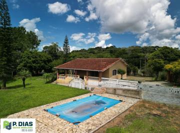 Rural · 2000m² · 3 Quartos · 2 Vagas · Chácara Colonial no Interior de São Paulo, em Meio a Muito Verde – Pinhalzinho - SP