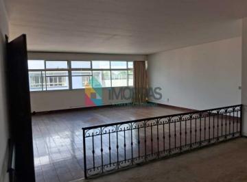 Apartamento · 241m² · 4 Quartos · 1 Vaga · IMPERDÍVEL NO POSTO 6 !! APARTAMENTO COM 04 QUARTOS,DEPENDÊNCIAS E VAGA ESCRITUR