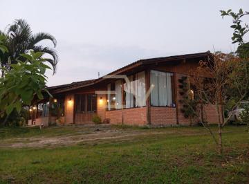 Rural · 4000m² · 3 Quartos · 4 Vagas · Sítio de 4.000m² equipado e prontinho para morar