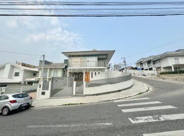 Casa · 117m² · 3 Quartos · 2 Vagas · Sobrado à venda no bairro Forquilhas - São José/SC