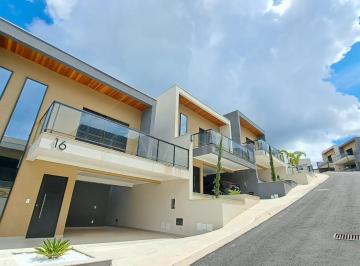 Casa · 180m² · 3 Quartos · 2 Vagas · Casa em Condomínio Fechado