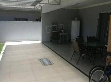 d6f40956b091013e5b8cce96955e85a5b1bbd7ae · Conforto no Quinta Ranieri Green: Casa Térrea com 210m² e Lazer Completo