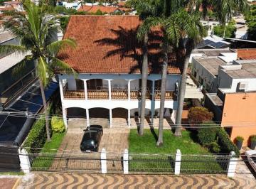 Casa · 518m² · 5 Quartos · 4 Vagas · Casa Comercial em Araraquara