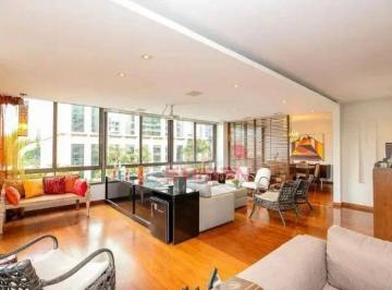 e2477dd9aef1f30f02fef4a64254a402931868a7 · Apartamento em Itaim Bibi com 225m²!