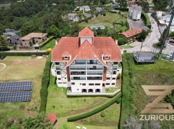 2f276fe55aec4e55be4bf08ca9d27b78e4888692 · Apartamento com 2 dormitórios à venda, 80 m² por R$ 700.000,00 - Vila Capivari - Campos do Jordão/SP